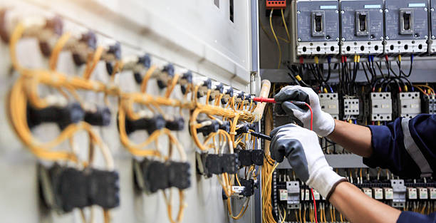 Professional Electrician technician working in Heavener, OK